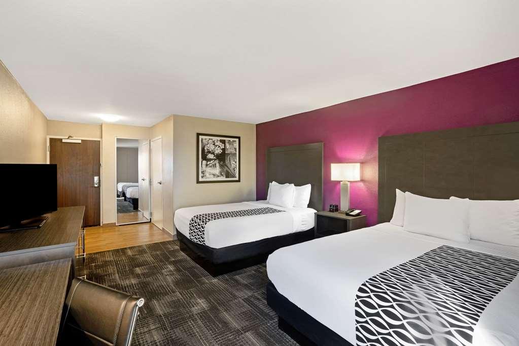 Отель La Quinta By Wyndham Columbus Ms Номер фото